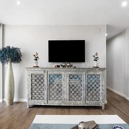 Cozy Room In Stylish Flat Just Steps From The Beach Cádiz Buitenkant foto